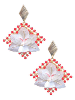 Aretes Rombo con Flor del Espíritu Santo